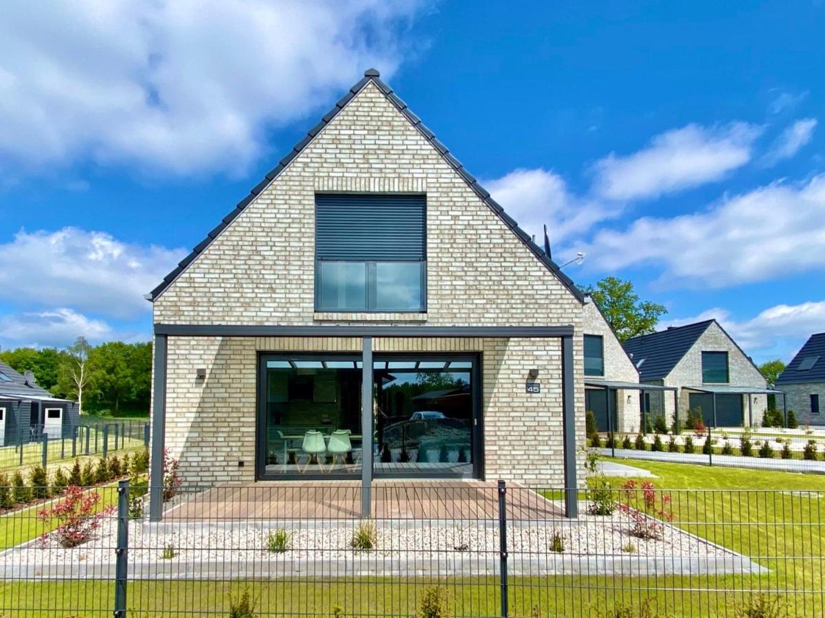 Ferienhaus Seestern Am Harkebruegger See Mit Sauna Und Kamin Barssel  Exteriör bild