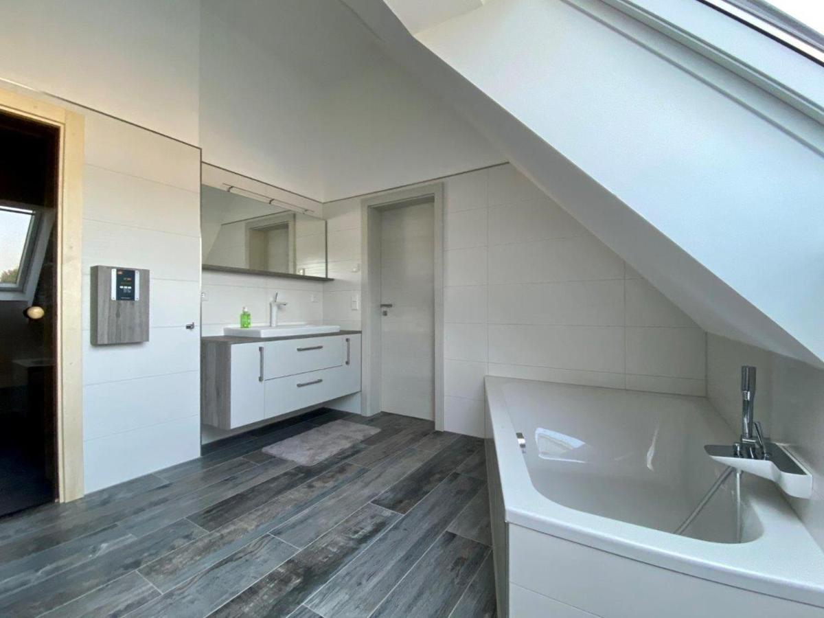 Ferienhaus Seestern Am Harkebruegger See Mit Sauna Und Kamin Barssel  Exteriör bild